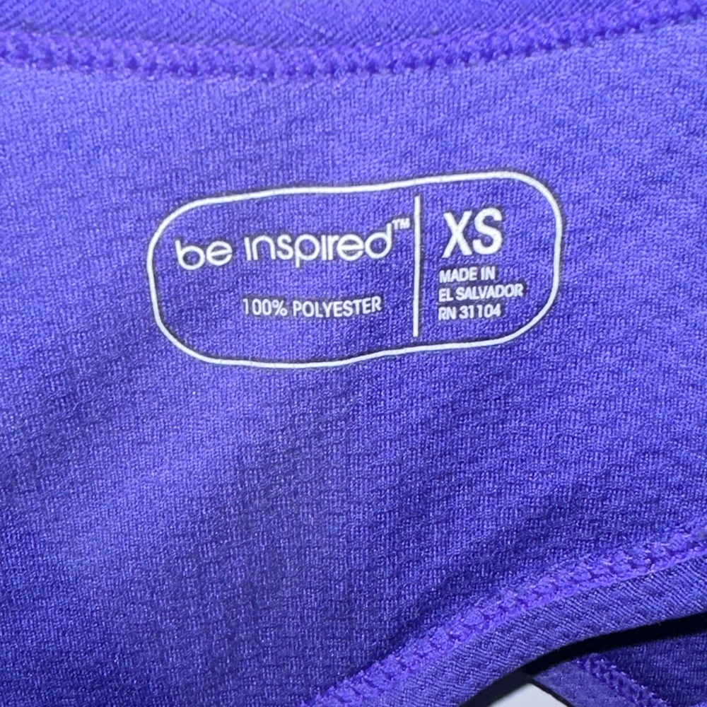 Cute Top - Picture 4 of 4